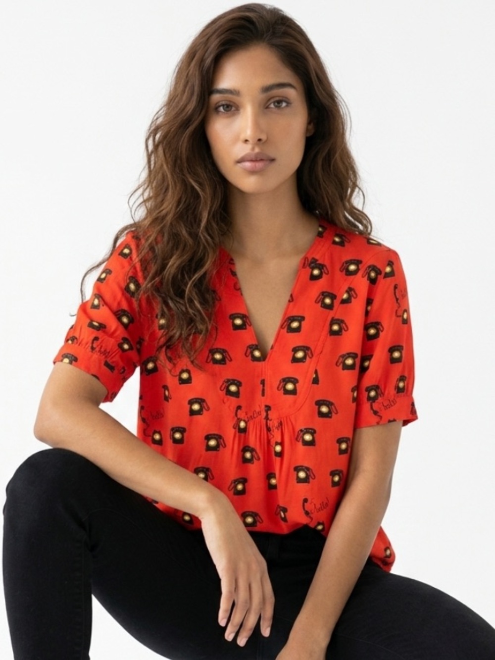 1 OF 52 CONVERSATIONS Blouse Top Phones Red Black Anthropologie V Neck